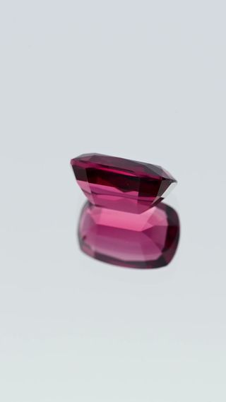 Natural Rhodolite Garnet Unheated thumbnail 6