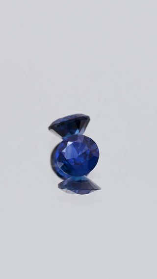 Natural Blue Sapphire thumbnail 2