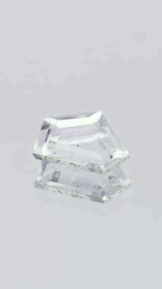 Natural White Sapphire Unheated thumbnail 1